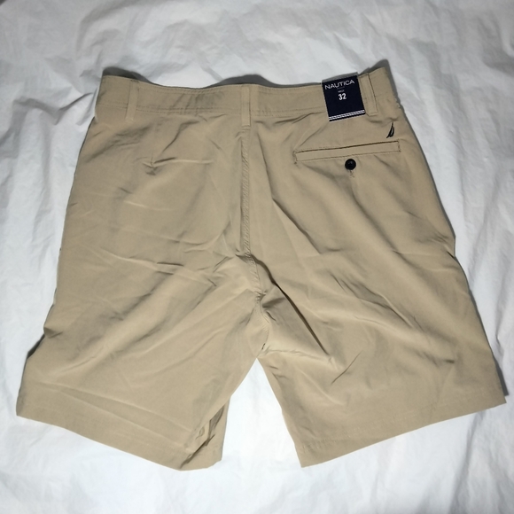 Nautica Men's Performance Shorts Wicking UPF Stretch Breathable Tan Size 32 - Picture 5 of 6
